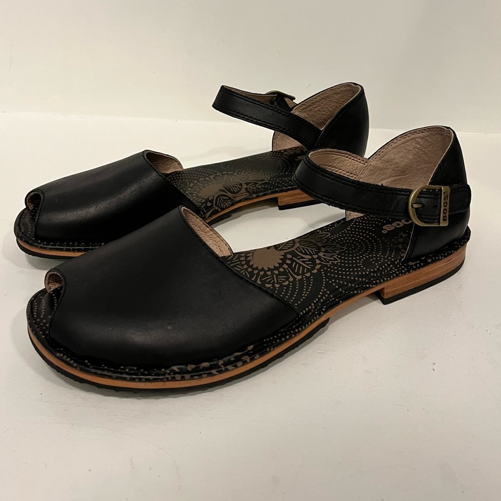 Bogs Nashville Peep Toe Sandals size 9.5 Black Leather Mary Jane